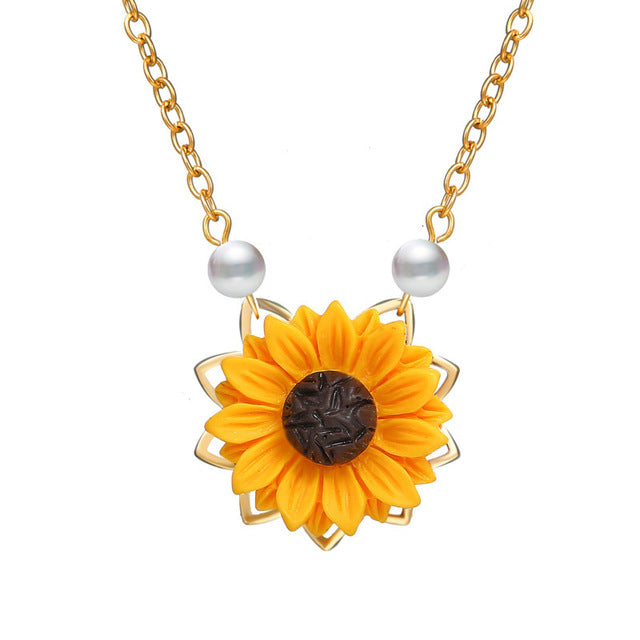 Fashion Women Sweater Chain Sunflower Necklace Open Locket You Are My Sunshine Pendant Necklace Resin Flower Girl Gift Jewelry